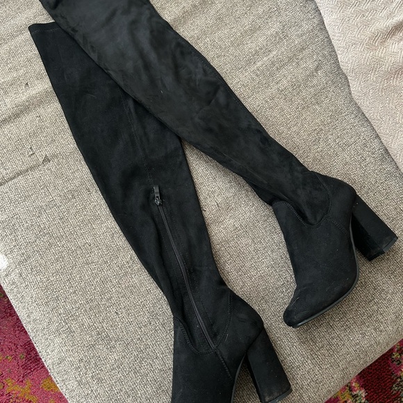 Thigh high boots - Picture 2 of 4